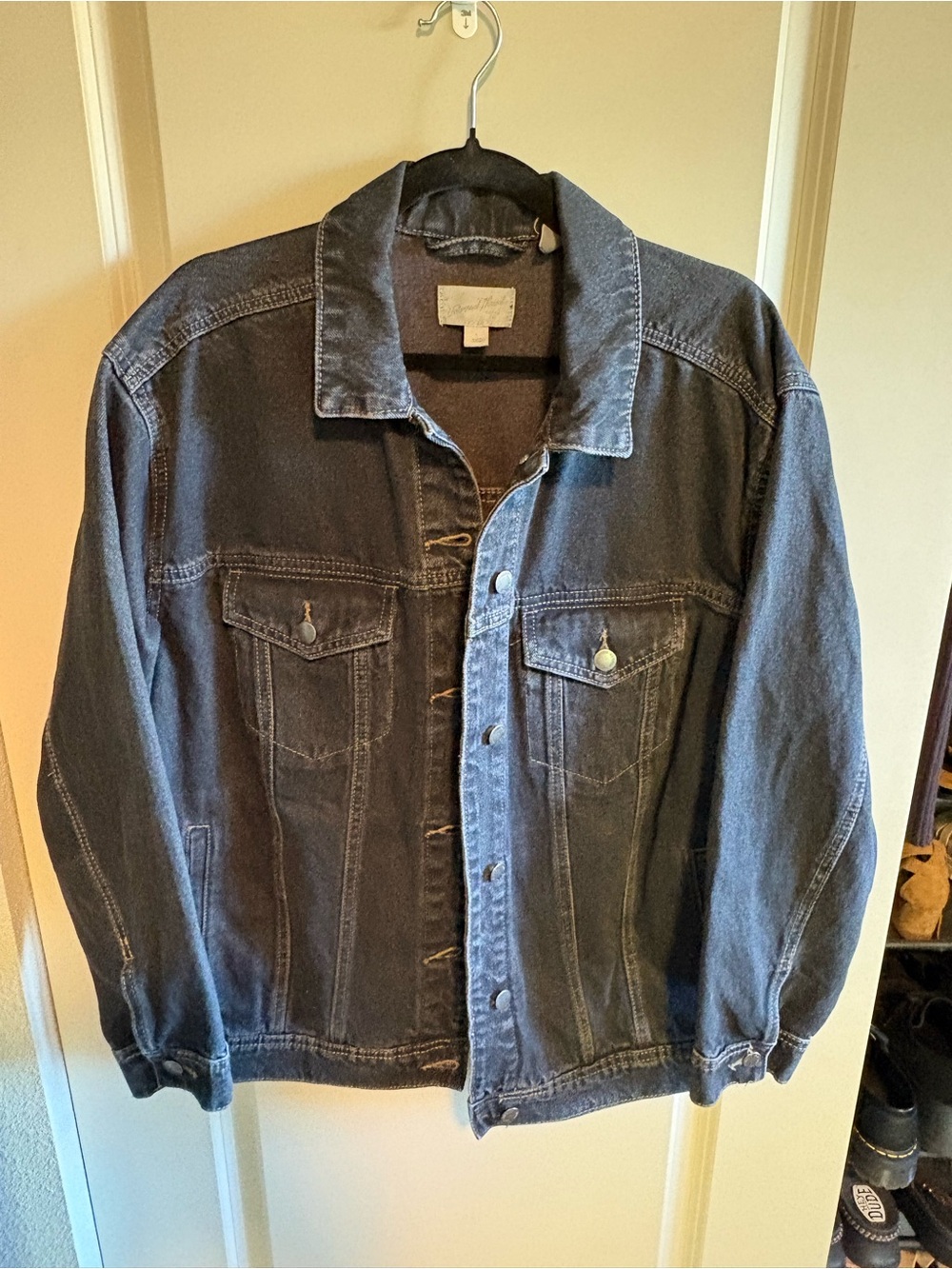 Universal Thread Women’s Dark Denim Jacket